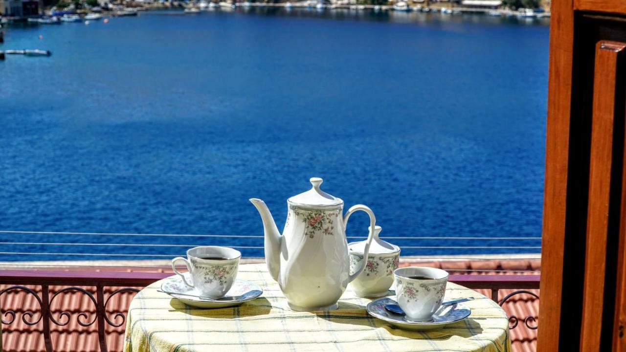 Villa Pitini Symi Exteriör bild
