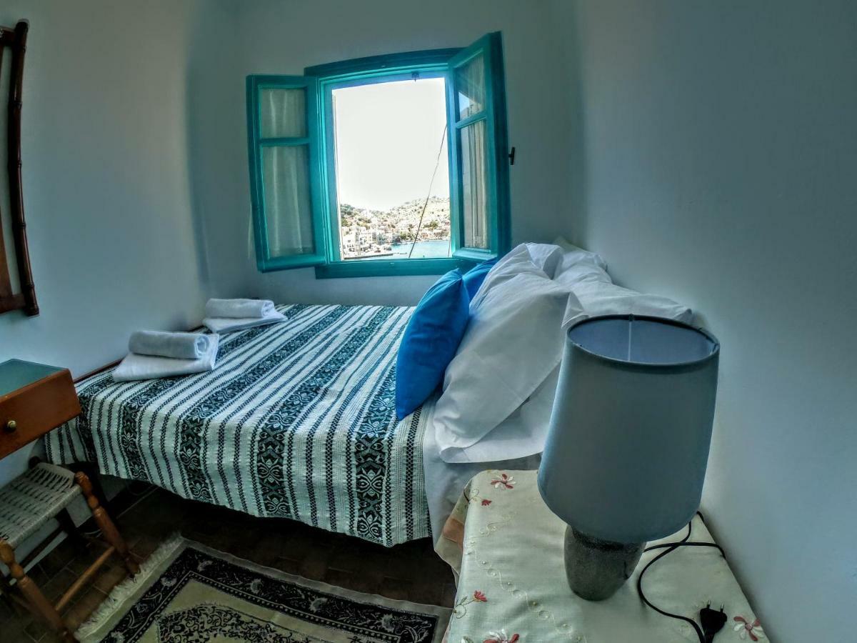 Villa Pitini Symi Exteriör bild