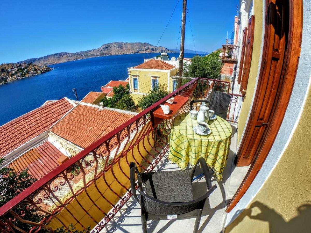 Villa Pitini Symi Exteriör bild