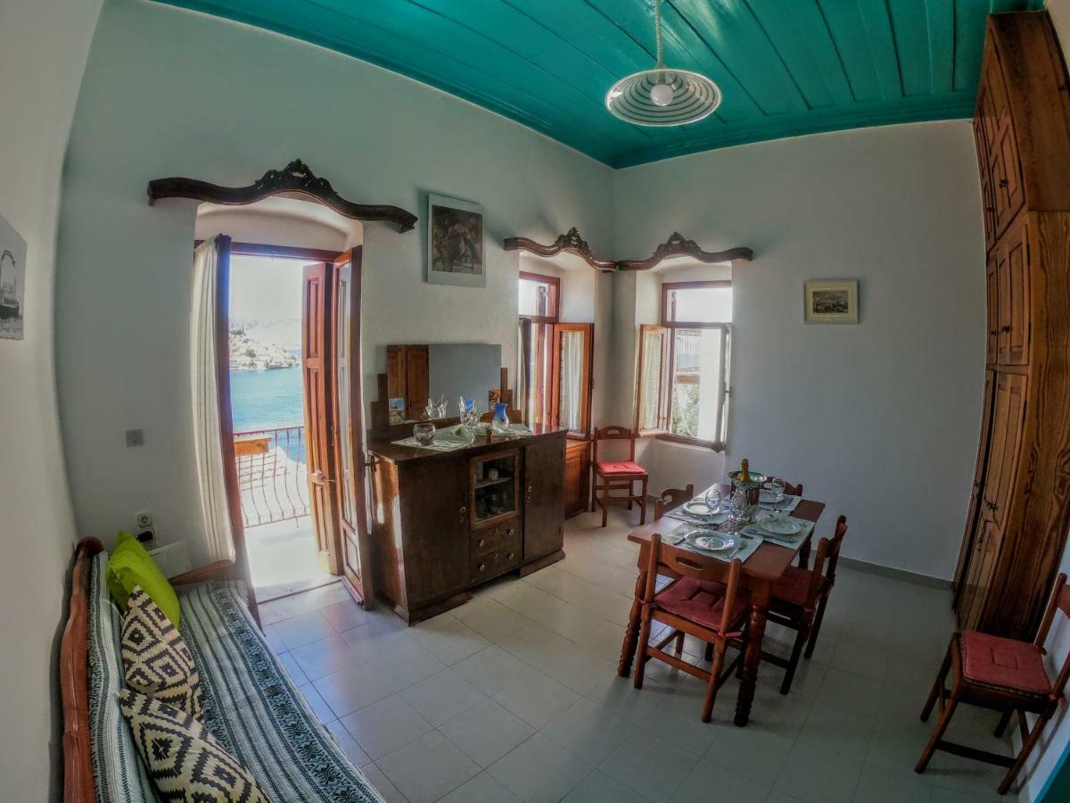 Villa Pitini Symi Exteriör bild