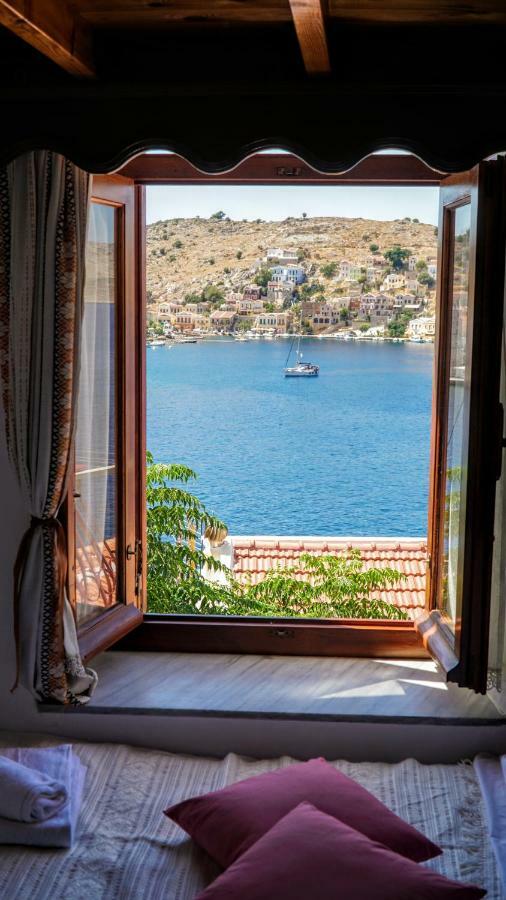 Villa Pitini Symi Exteriör bild