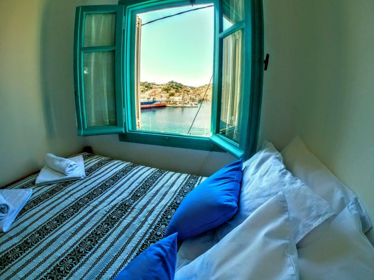 Villa Pitini Symi Exteriör bild