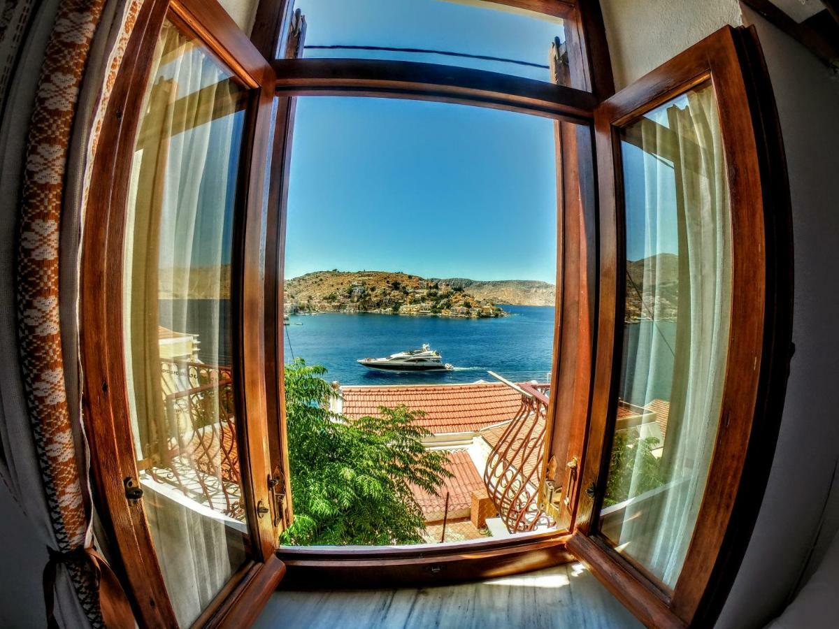 Villa Pitini Symi Exteriör bild