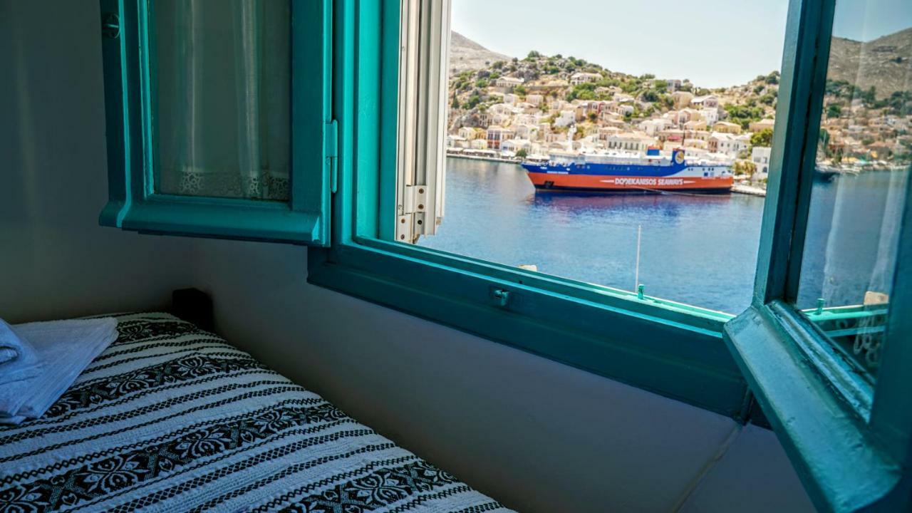 Villa Pitini Symi Exteriör bild