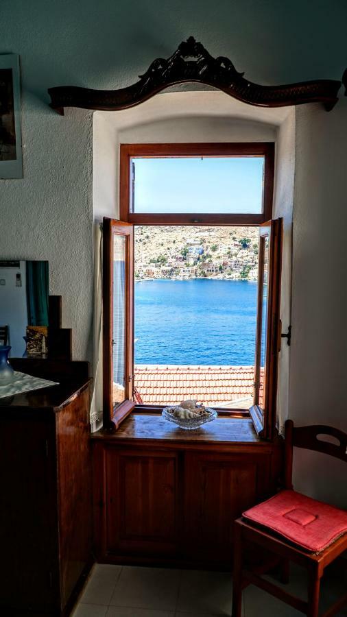 Villa Pitini Symi Exteriör bild