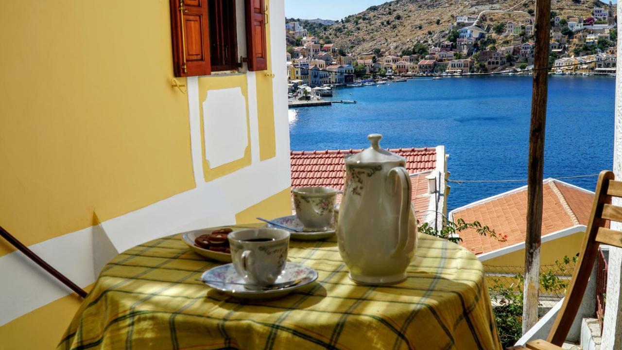 Villa Pitini Symi Exteriör bild